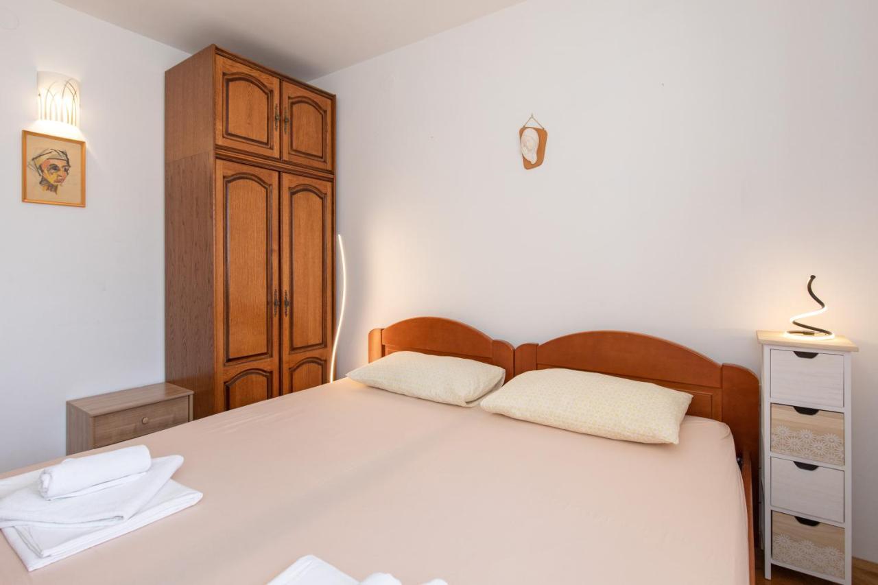 Apartment Valkovic Baska  Bagian luar foto